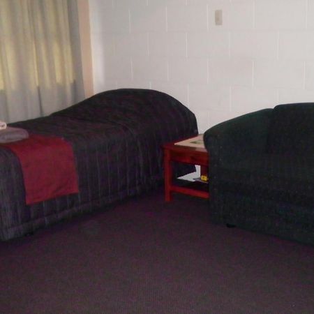 Rangiora Lodge Motel Buitenkant foto