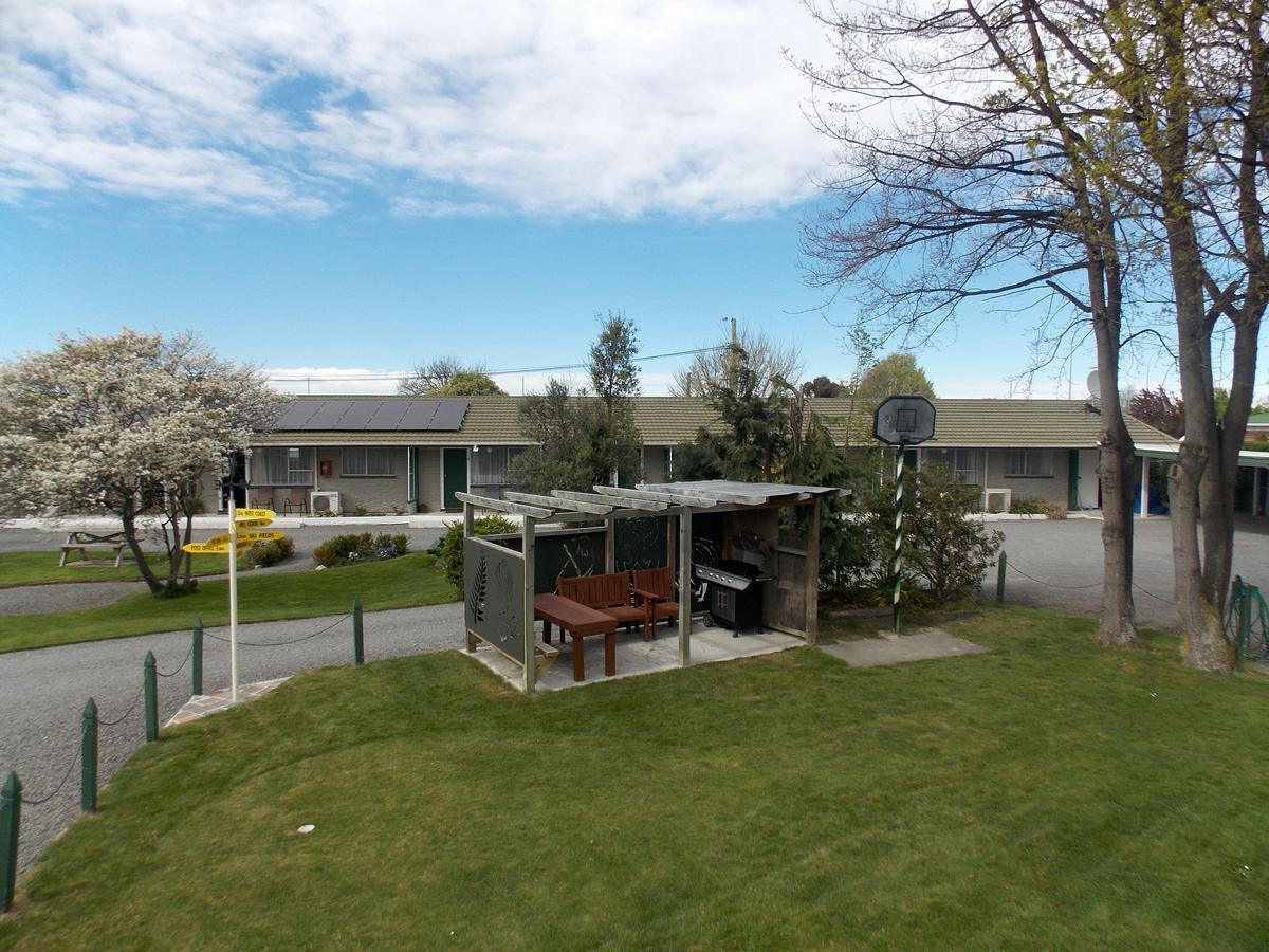 Rangiora Lodge Motel Buitenkant foto